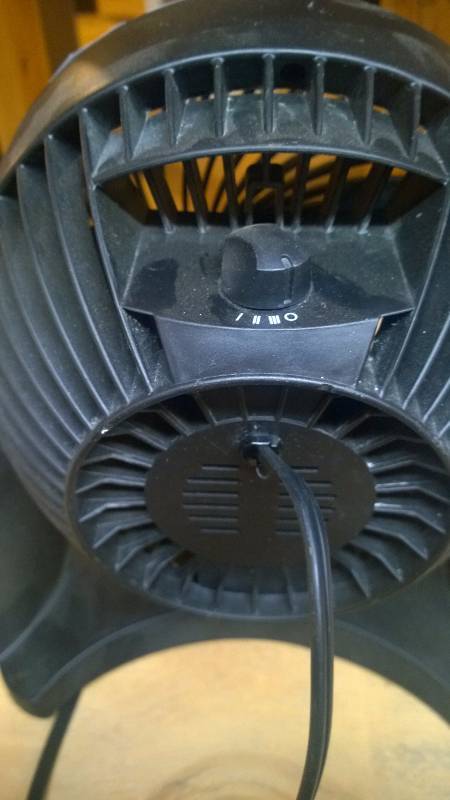lot 14 image: Honeywell Fan