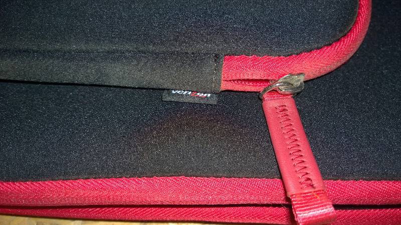 lot 9 image: 3 Tablet Pouches