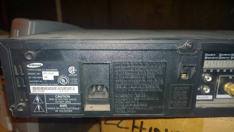 lot 26 image: Samsung VCR Player