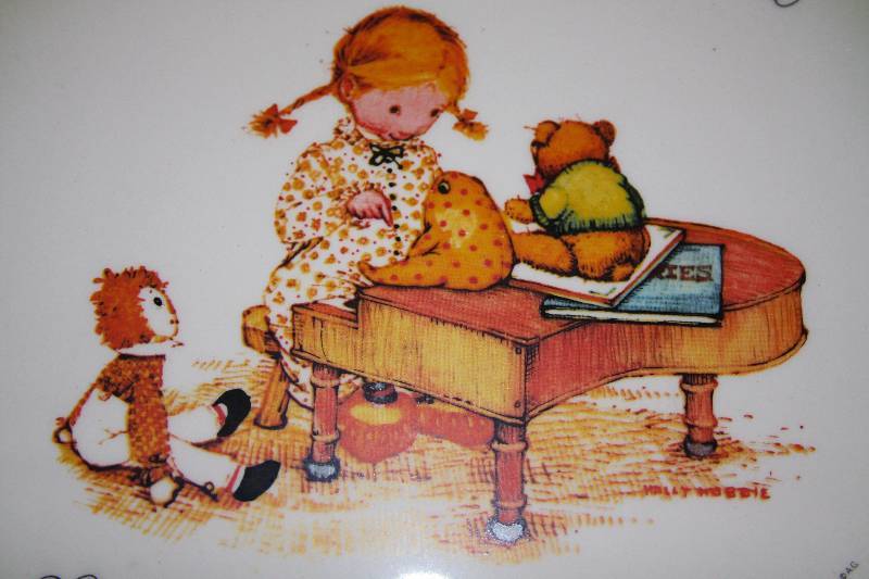 Holly Hobbie Plate