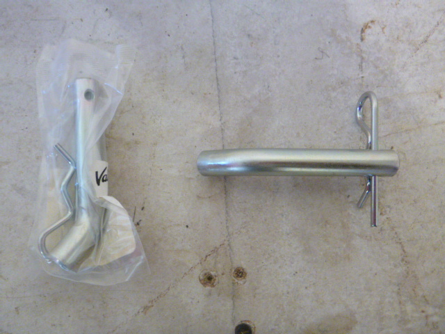 2 Valley 12 Hitch Pins