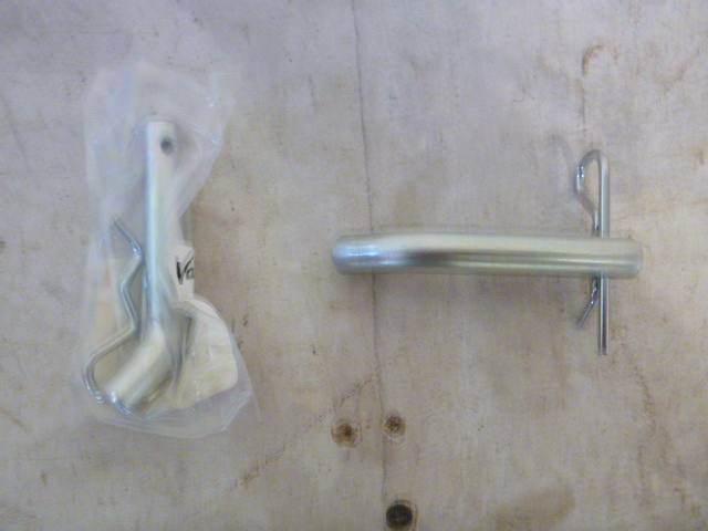 2 Valley 12 Hitch Pins