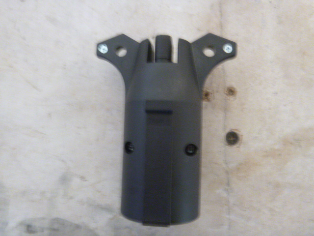 Valley Adapter Plug