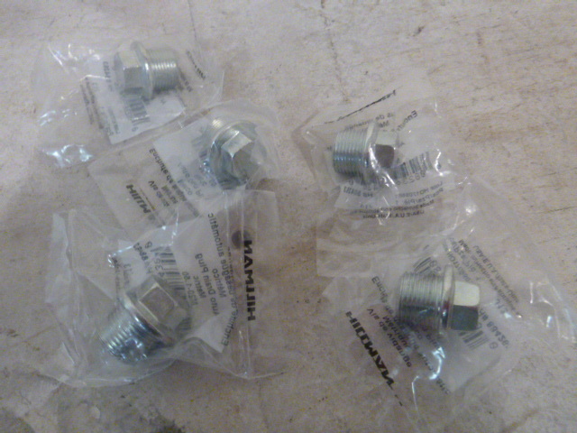 5 Hilman Auto Drain Plugs