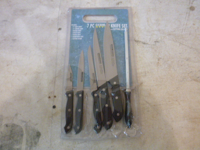 7 Piece German Style Knife Set