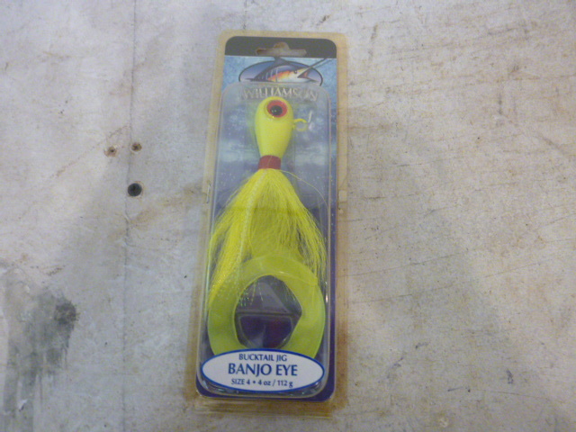 Williamson Banjo Eye Bucktail Jig
