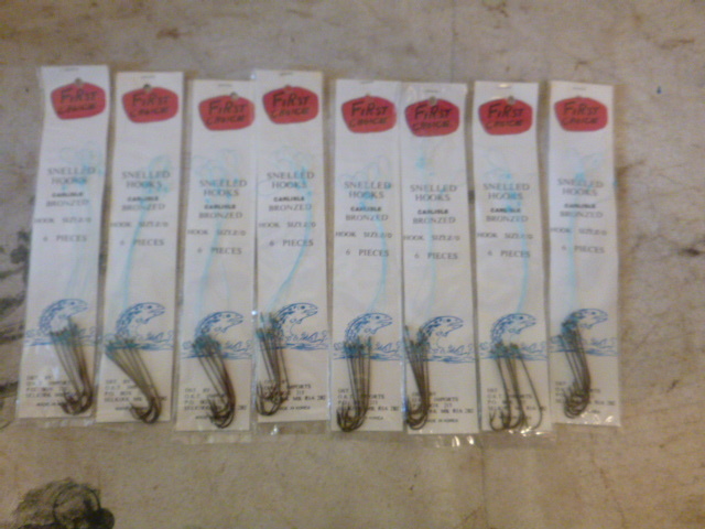 8 Packs of First Choice Snelled Hooks