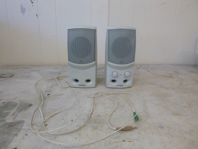 2 Cambridge Sound Works Computer Speakers