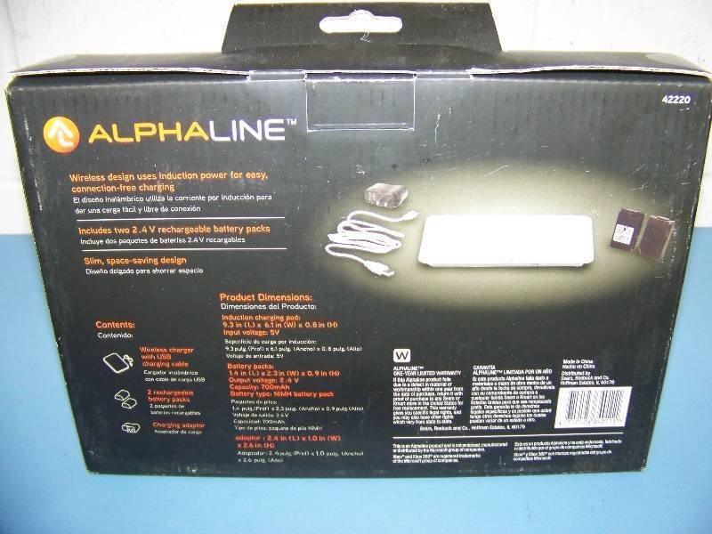 lot 32 image: Alphaline, Dual Induction Charge Station for XBOX Remote Controls - BRAND NEW