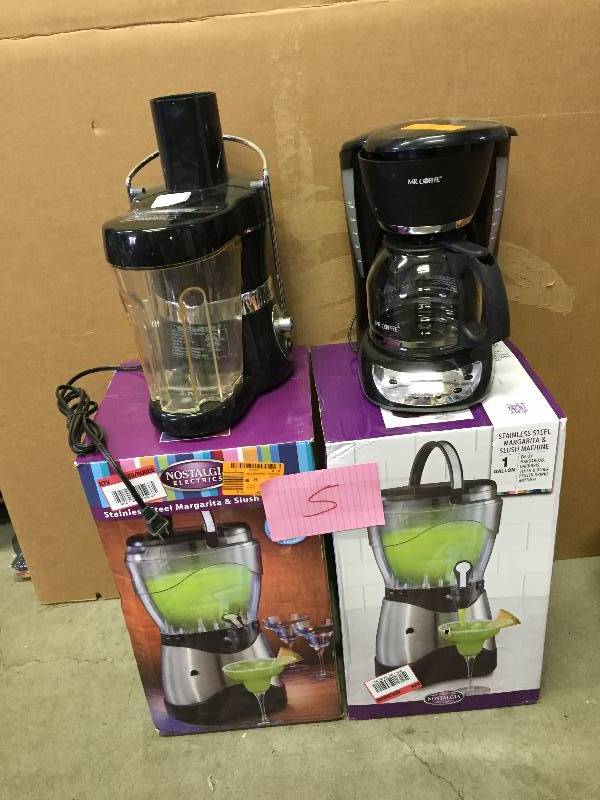 Lot of Slush Margarita makers and juicers for repair or parts