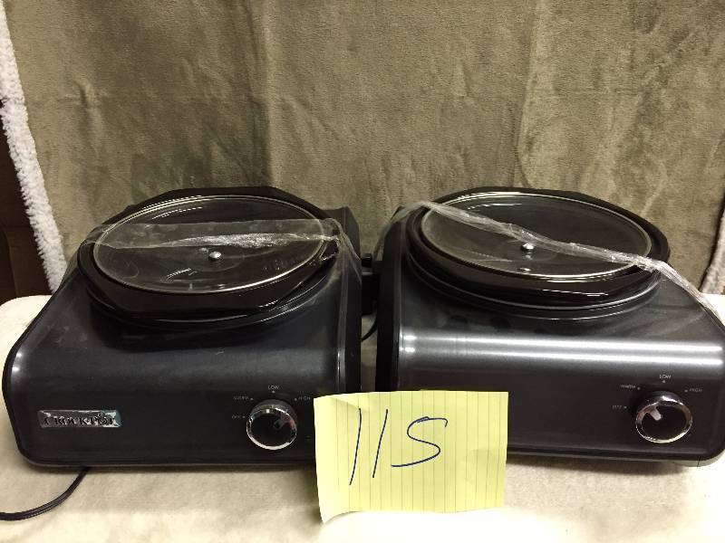 Lot of 2 Crock Pots