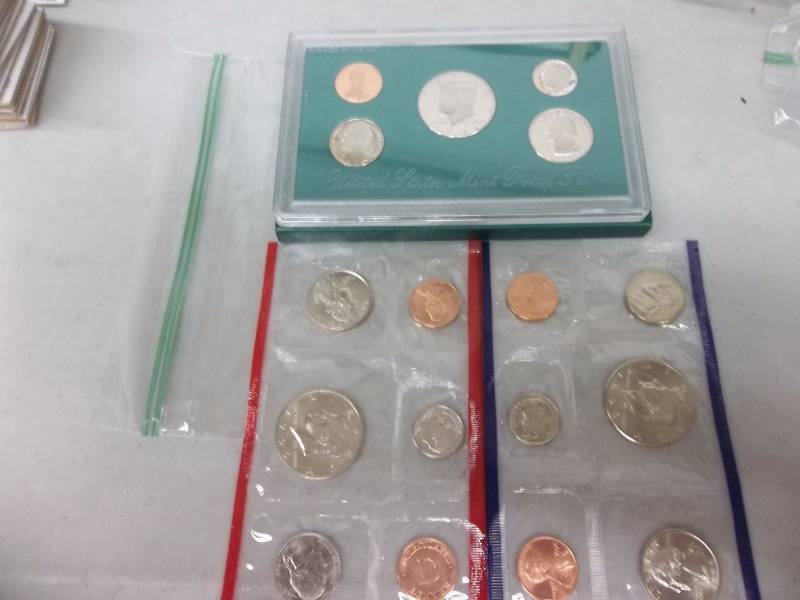 Proof & Mint Set