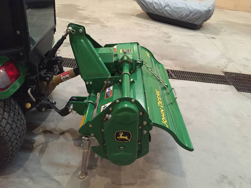 lot 2 image: John Deere 647 Tiller
