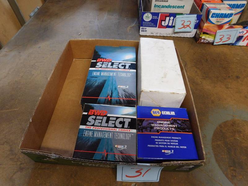 lot 31 image: rotors and other auto parts please see photos and inspect boxes