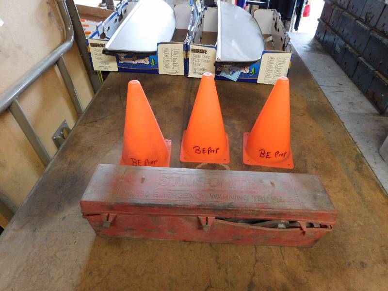 lot 37 image: three arms to a very large puller the center piece is missing