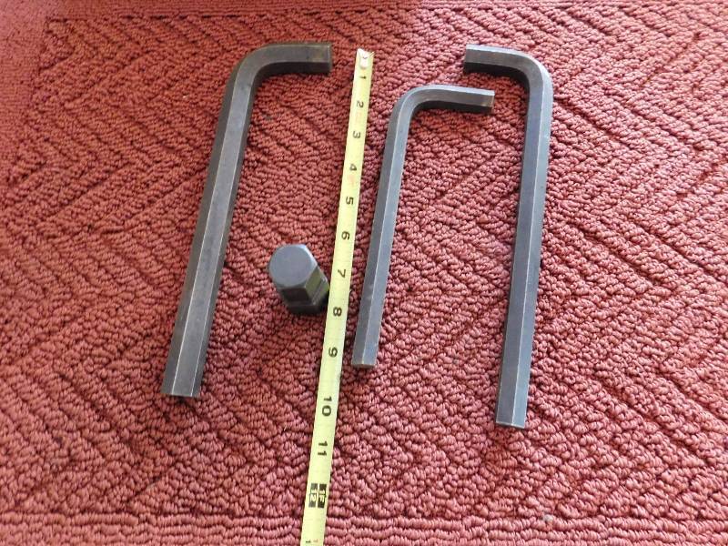 lot 69 image: Jumbo Allen Wrenches