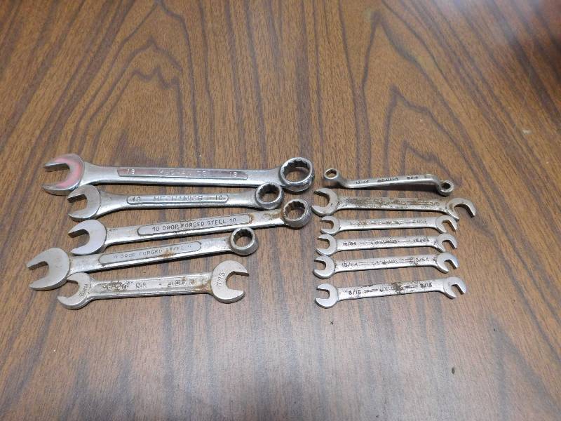 lot 52 image: 11 random wrenches 6 are Williams see photos for some brands and sizes