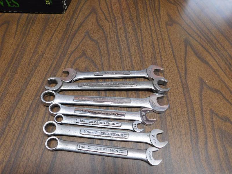 lot 54 image: 7 Craftsman Wrenches