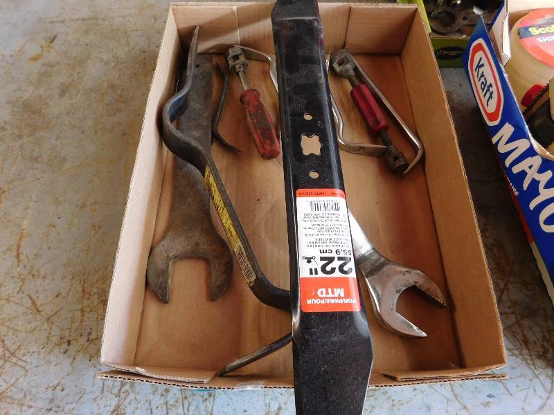 lot 68 image: contents of toolbox drawer see photos brake repair parts and more