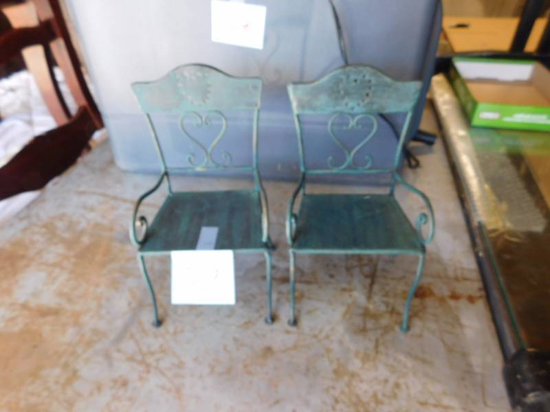 lot 77 image: mini metal chairs