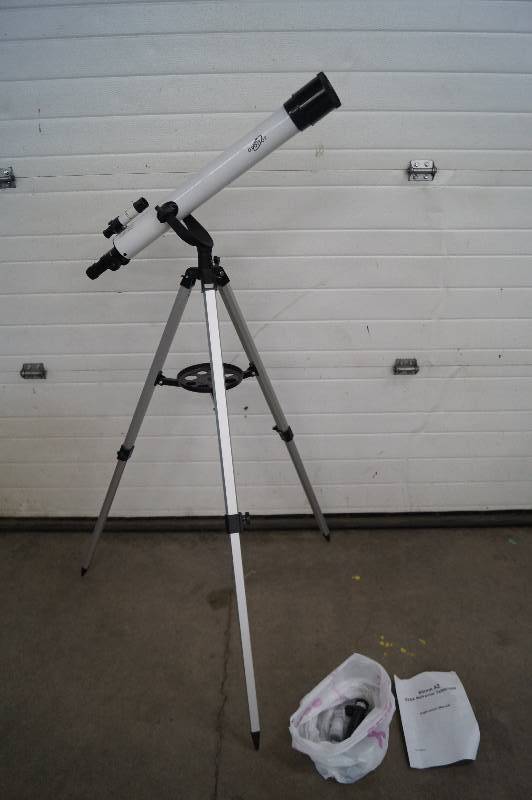 Refractor Telescope
