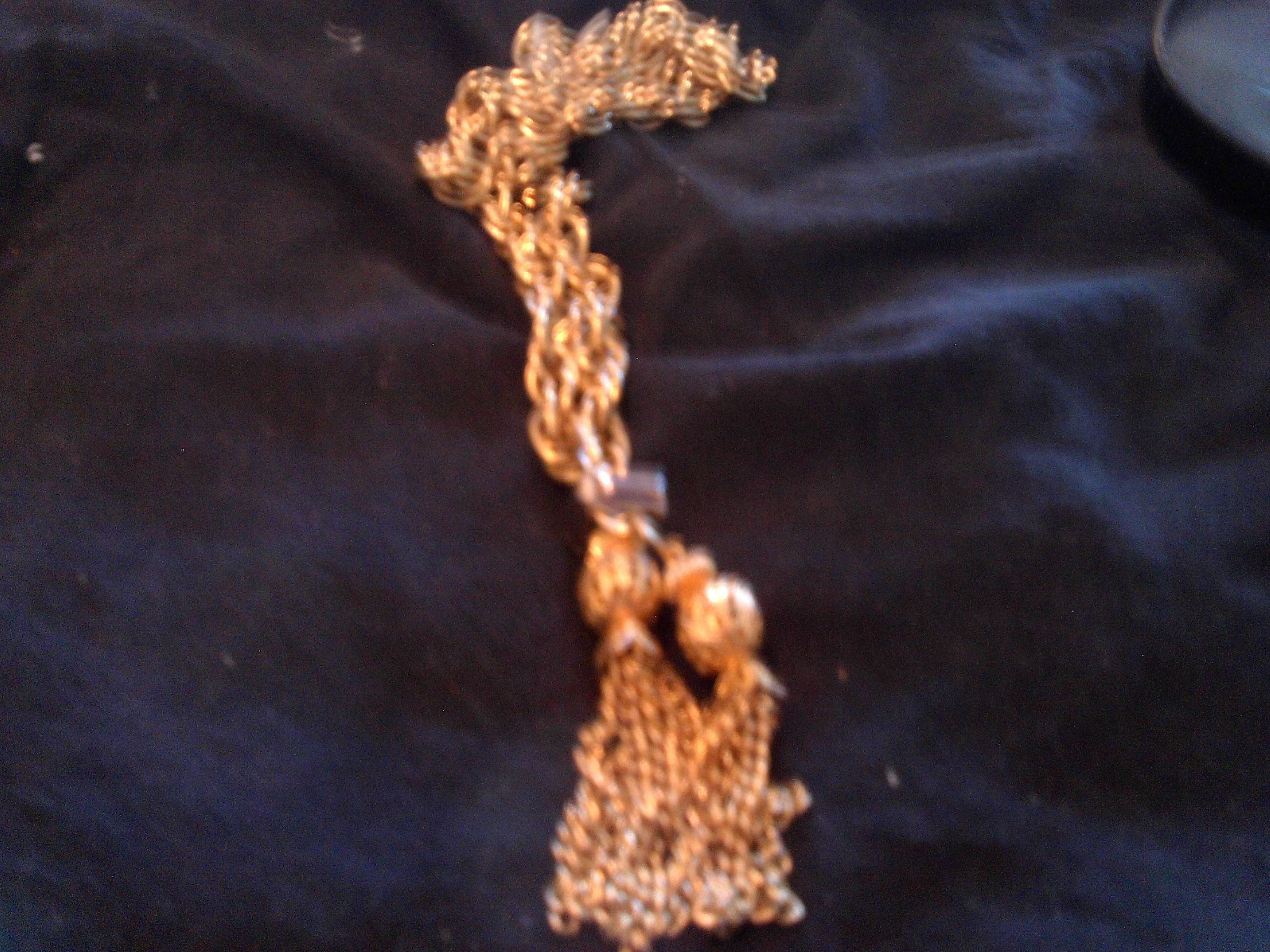 fashjon knecklace