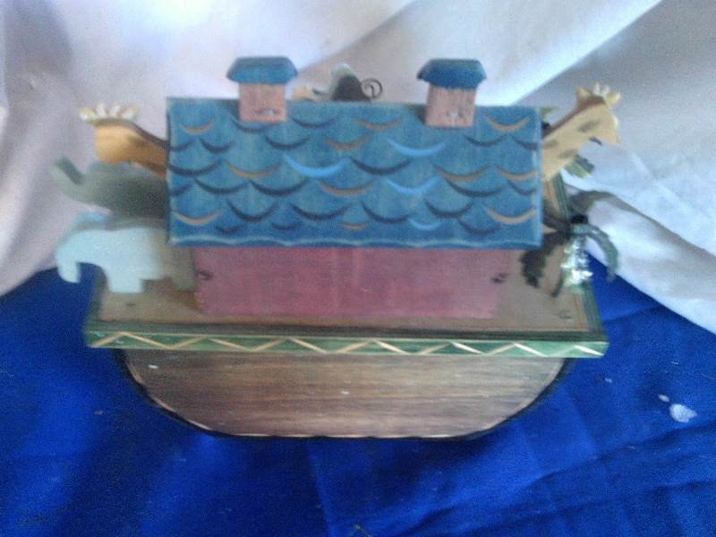 vintage ark music box