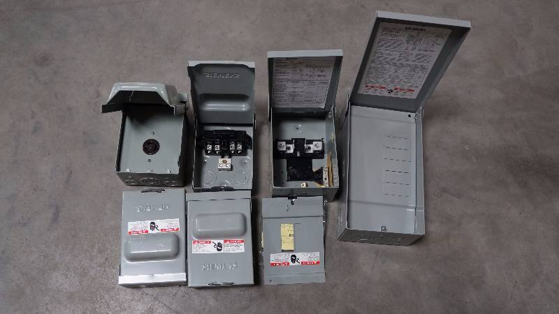 lot 77 image: Lot of 6 New AC Disconnect Breaker Boxes