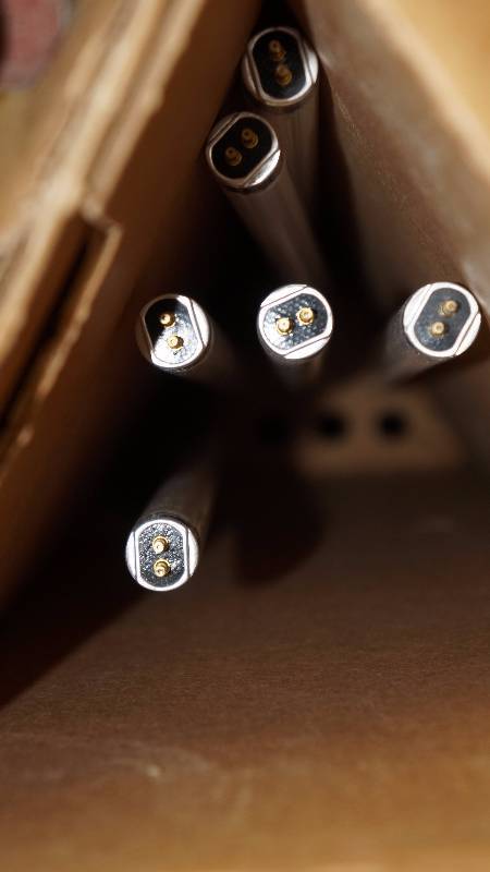 lot 92 image: Box of Qty 6 NIB Ruud Lighting T-5 Bulbs