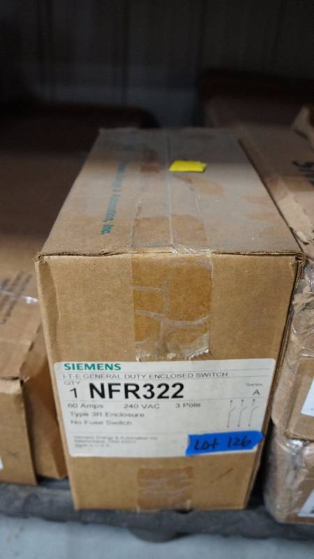 lot 126 image: NIB Siemens Type 3R Enclosure I-T-E General Duty Enclosed Switch