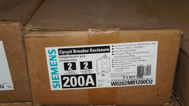 lot 190 image: NIB Siemens 200 Amps Outdoor Enclosure (NEMA Type 3R) Circuit Breaker Enclosure