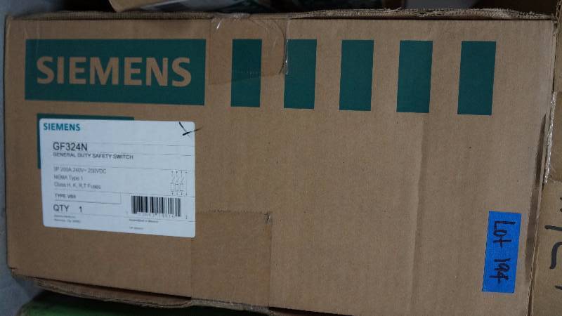 lot 194 image: NIB Siemens NEMA Type 1 General Duty Safety Switch