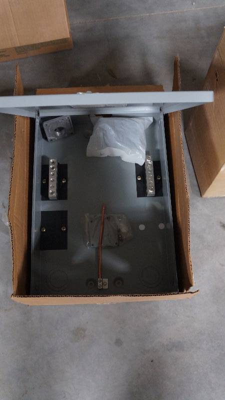 lot 197 image: NIB Midwest Electric Products 200 Amps Junction Box