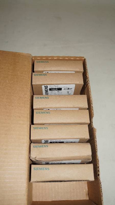 lot 229 image: Qty 7 NIB Siemens 15 Amp 1 Pole 120 Volt Type QAF Q115AF Arc Fault Circuit Interrupter