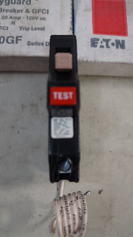 lot 303 image: Qty 3 NIB Cutler-Hammer CH120GF Series D 20 Amp 1 Pole Circuit Breaker & GFCI