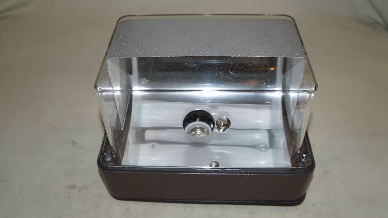 lot 351 image: Qty 5 NIB Ruud Lighting 100 Watt HPS E3510-1H Security Lighting