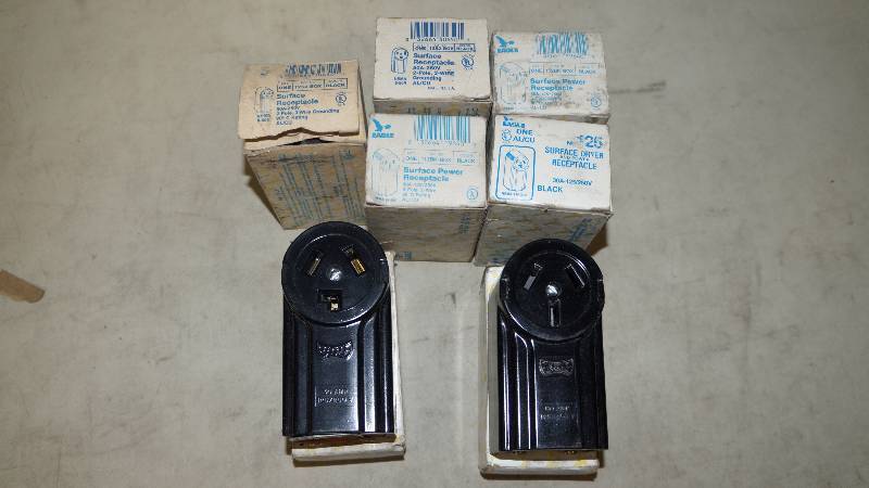 lot 399 image: Mixed Lot of Surface Dryer and Power Outlets