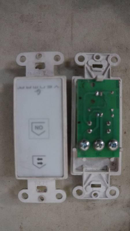 lot 414 image: NIP Leviton 20 Minute Push Button Timers with Leviton 262B Covers - Approx 30