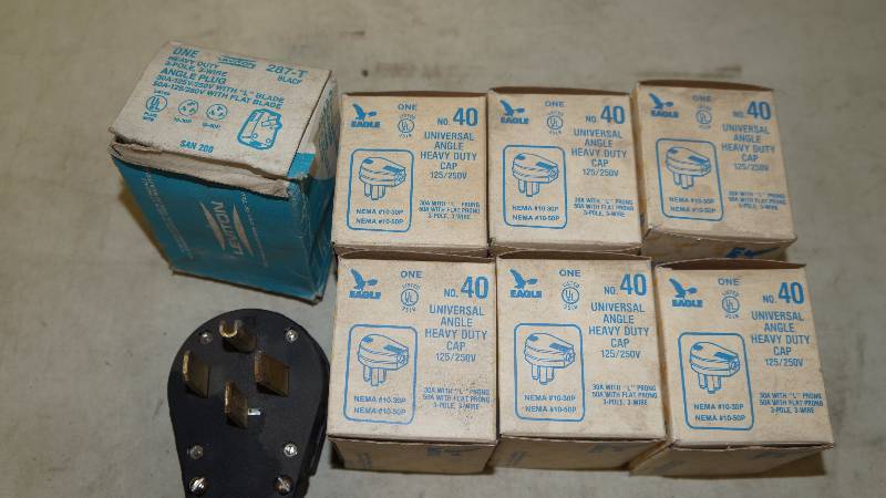 lot 415 image: Mixed Lot of Universal Angle Heavy Duty Caps & HD Angle Plug