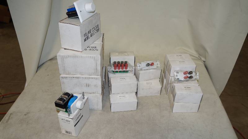 lot 426 image: Mixed Lot of NIB Volume Controls & Wall Plates