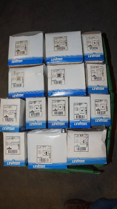 lot 454 image: Mixed Lot of NIB Leviton Face Plates