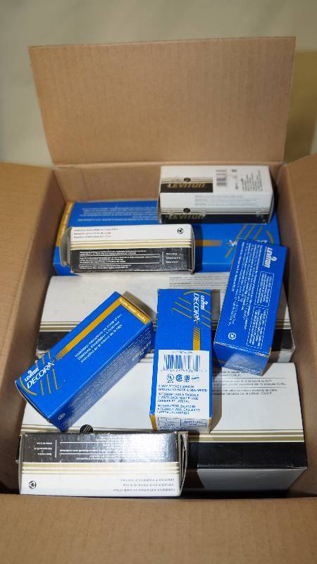 lot 459 image: Qty 66 NIB Leviton Decora White 4-Way Rocker Switches