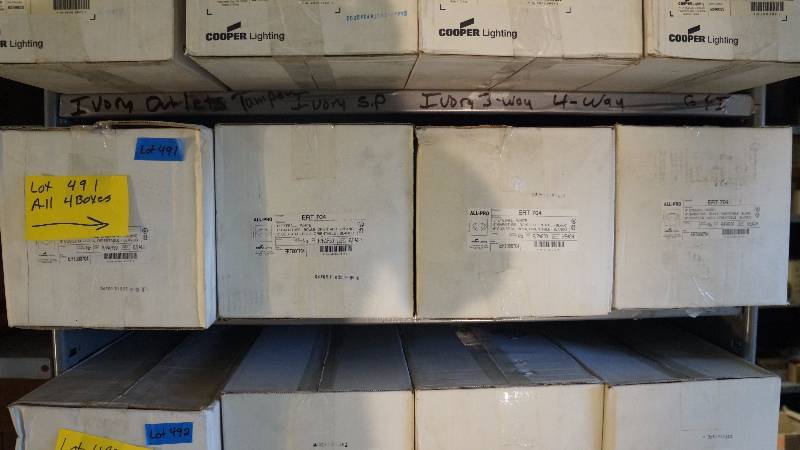 lot 492 image: Qty 24 NIB Sealed All Pro 6 Eyeball White Lighting ERT704