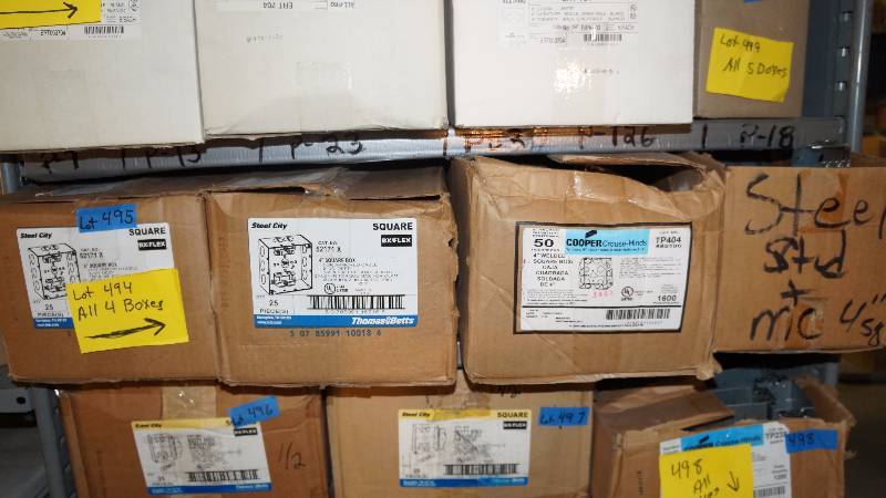 lot 495 image: Mixed Lot of 4 Square Boxes - Some NIB