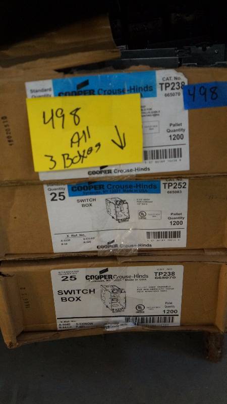 lot 498 image: Mixed Lot of Cooper Crause-Hinds 3-12 Deep Switch Boxes