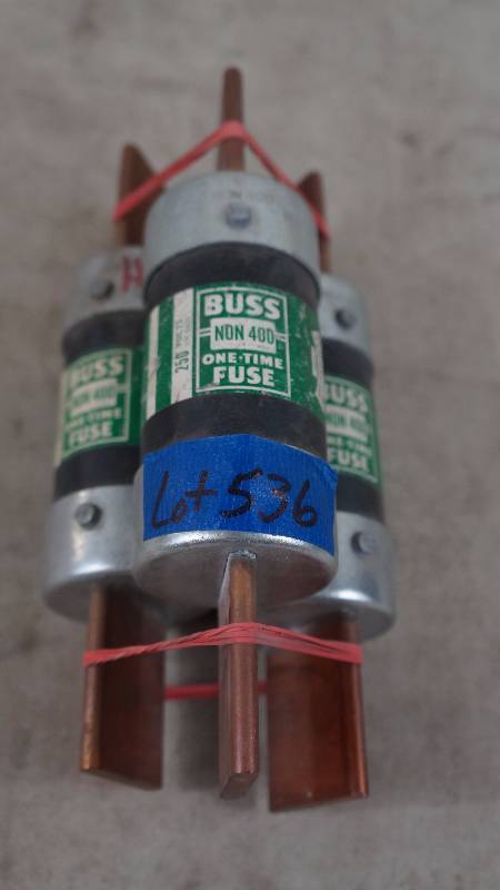 lot 536 image: Qty 3 Buss Non-400 One Time Fuse 250 Volts