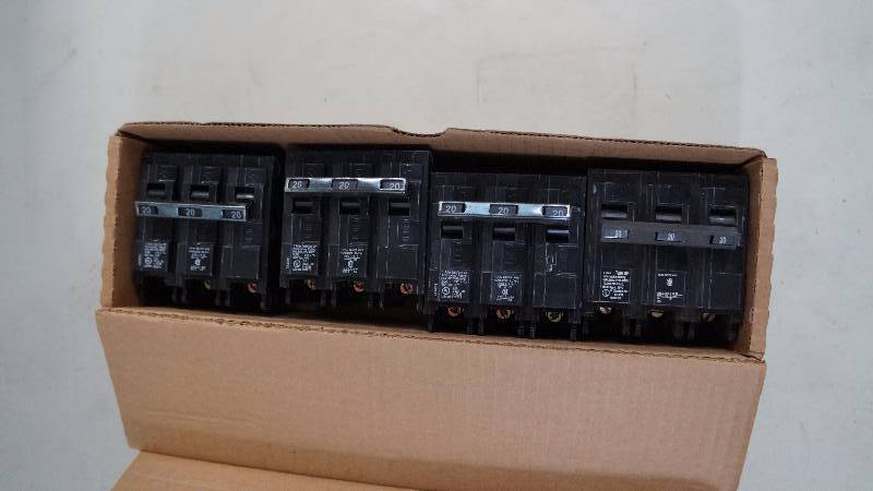 lot 255 image: Qty 4 NIB Siemens 20 Amp 3 Pole 240V  Type QP Q320 Circuit Breakers