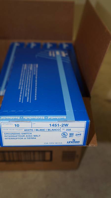 lot 484 image: Qty 100 NIB Sealed Leviton 15A-120V 228-1451-2W Grounding Switch Interrupters