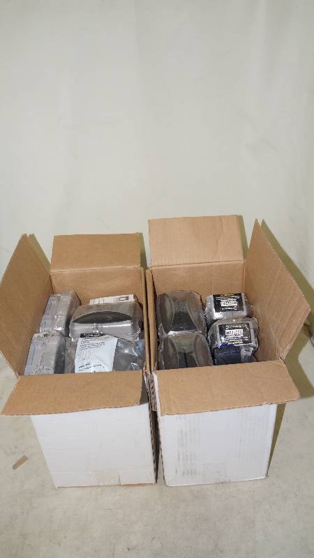 lot 420 image: Qty 2 NIB Intermatic Flexi-Guard 2 34 Weatherproof Receptacle Covers (20box)