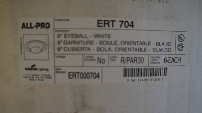 lot 491 image: Qty 24 NIB Sealed All Pro 6 Eyeball White Lighting ERT704